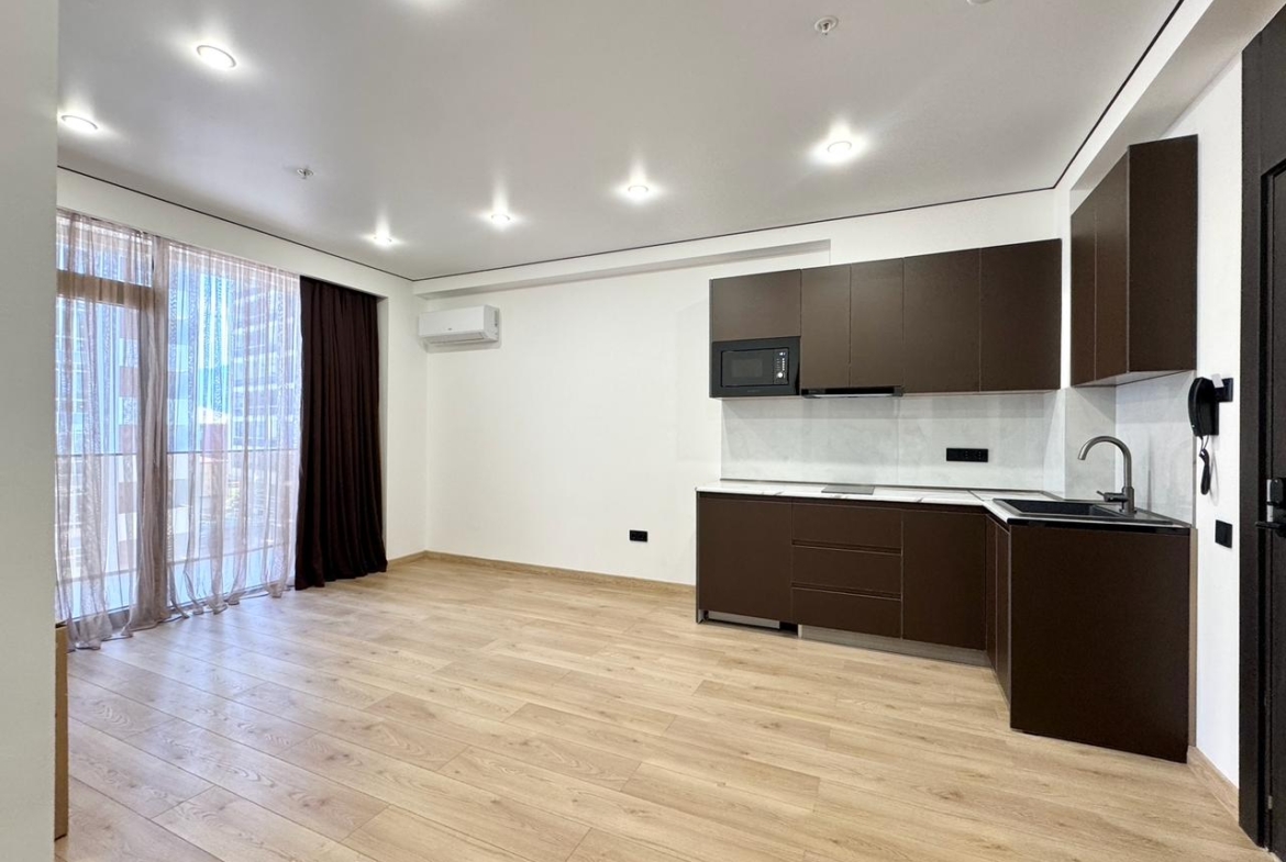 Two room apartment in Boulevard Point