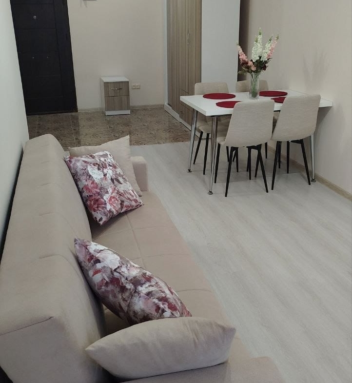 Two room apartment in Yalcin Residence