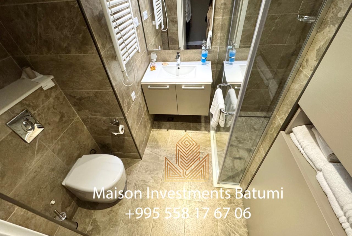 Two room apartment in Alliance Palace Marriott