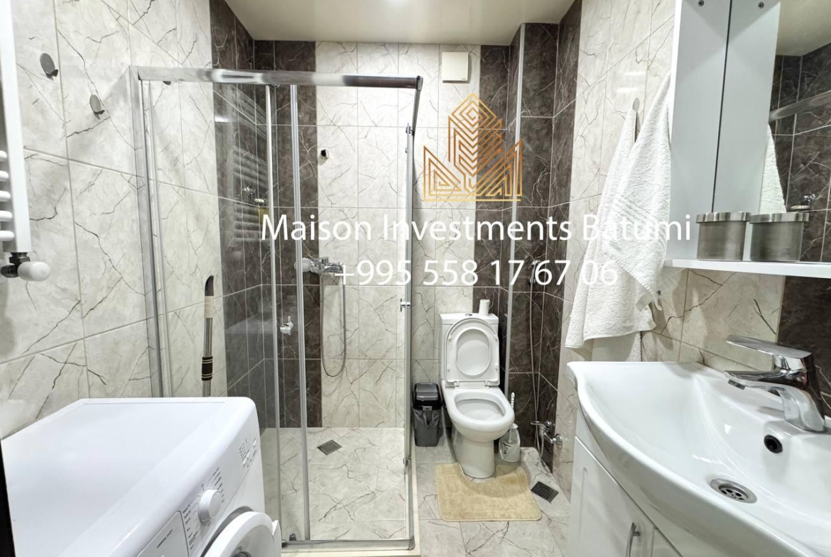 Studio for sale in Old Batumi, 6 May Park
