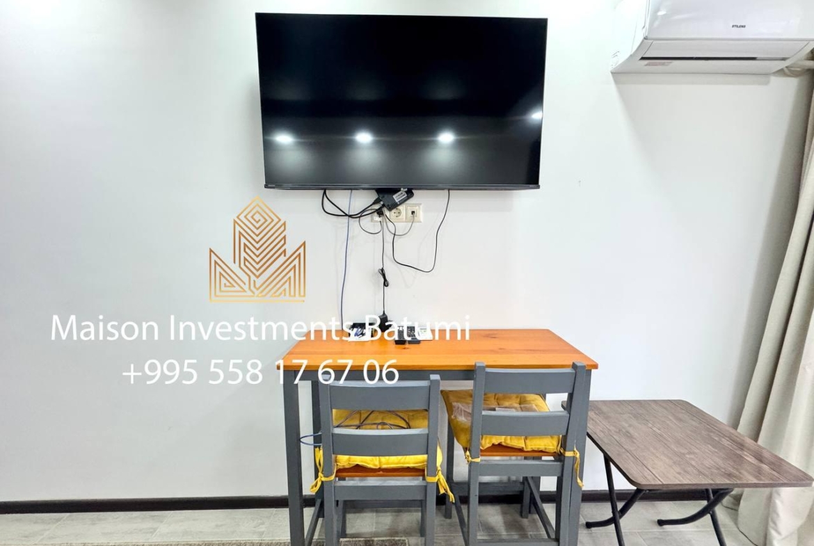 Studio for sale in Old Batumi, 6 May Park
