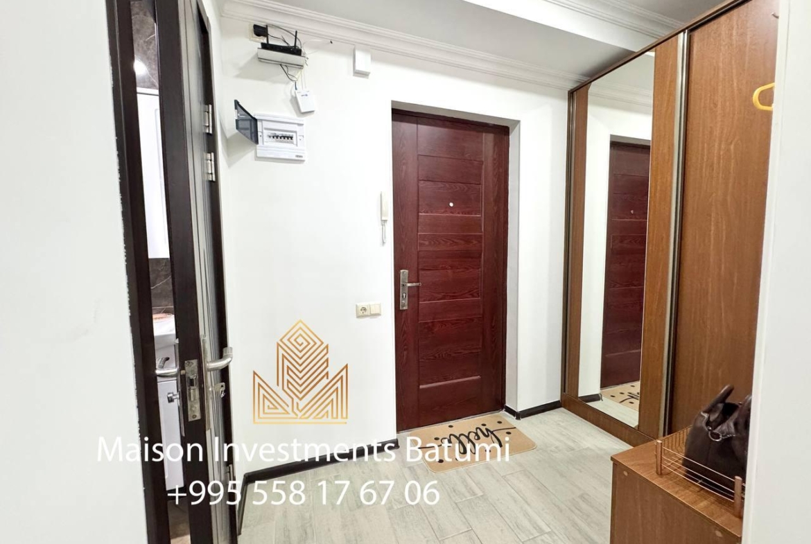 Studio for sale in Old Batumi, 6 May Park