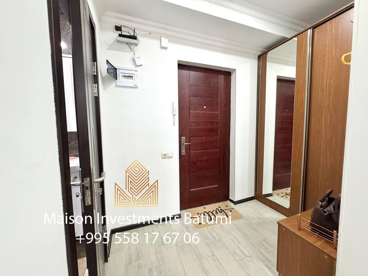 Studio for sale in Old Batumi, 6 May Park
