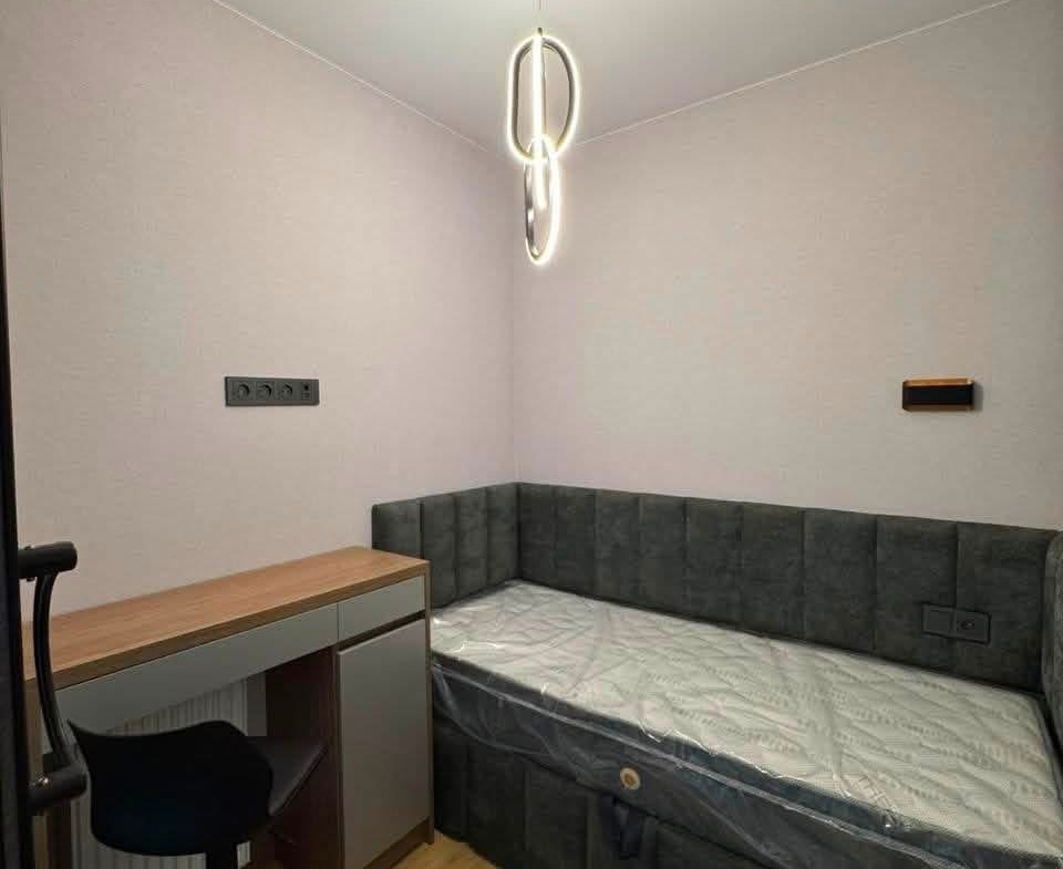 Three room apartment in Mtz residence