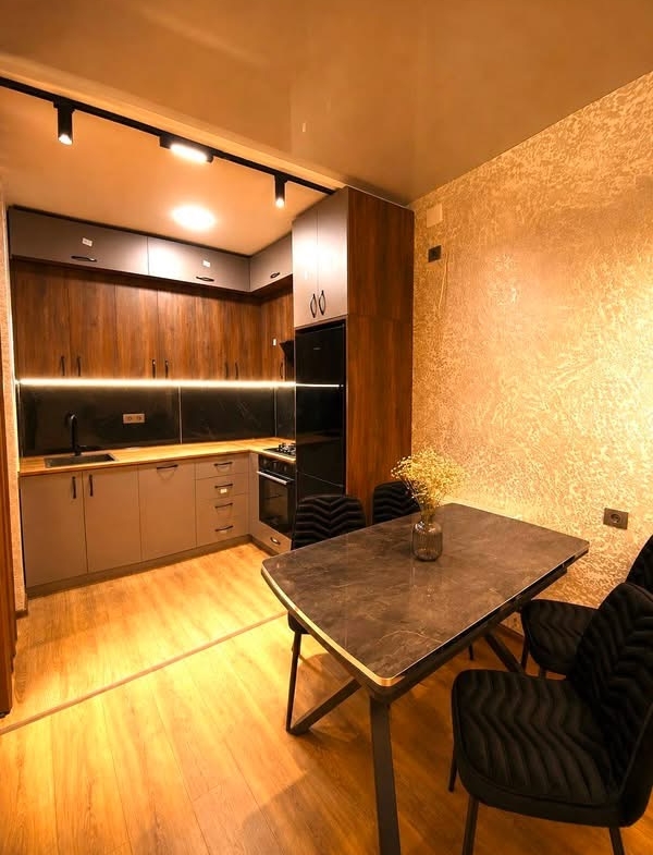Three room apartment in the old part of Batumi