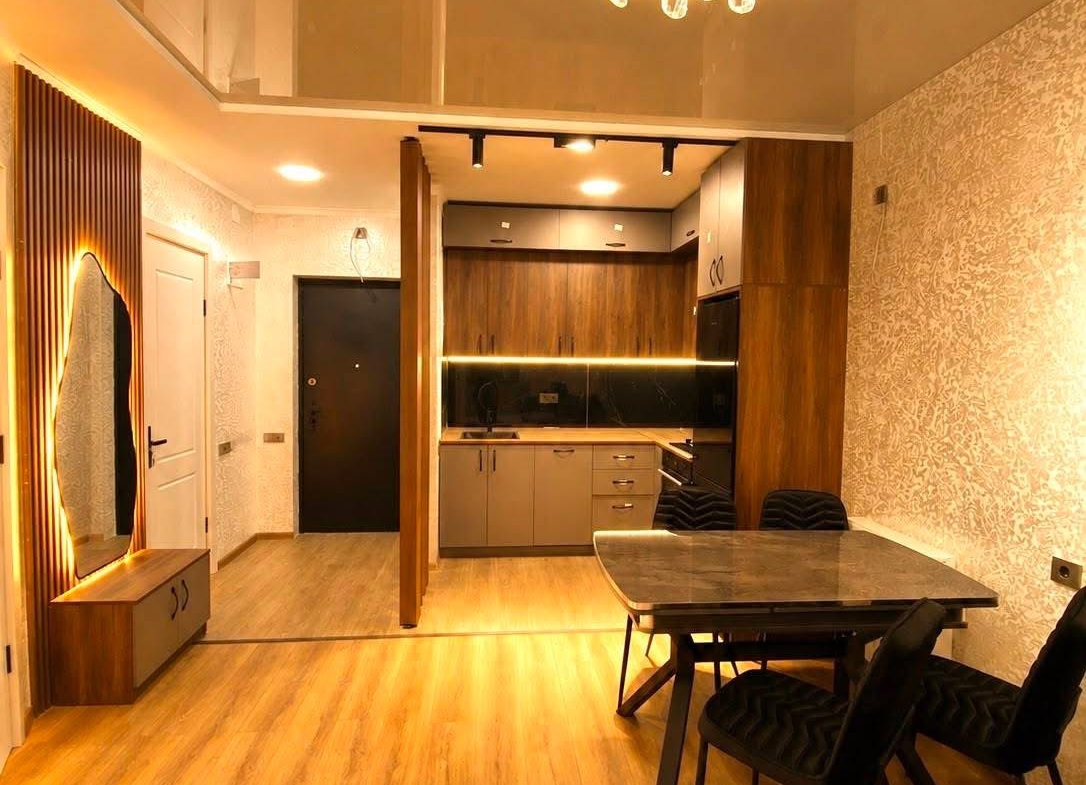 Three room apartment in the old part of Batumi