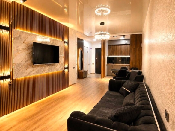 Three room apartment in the old part of Batumi