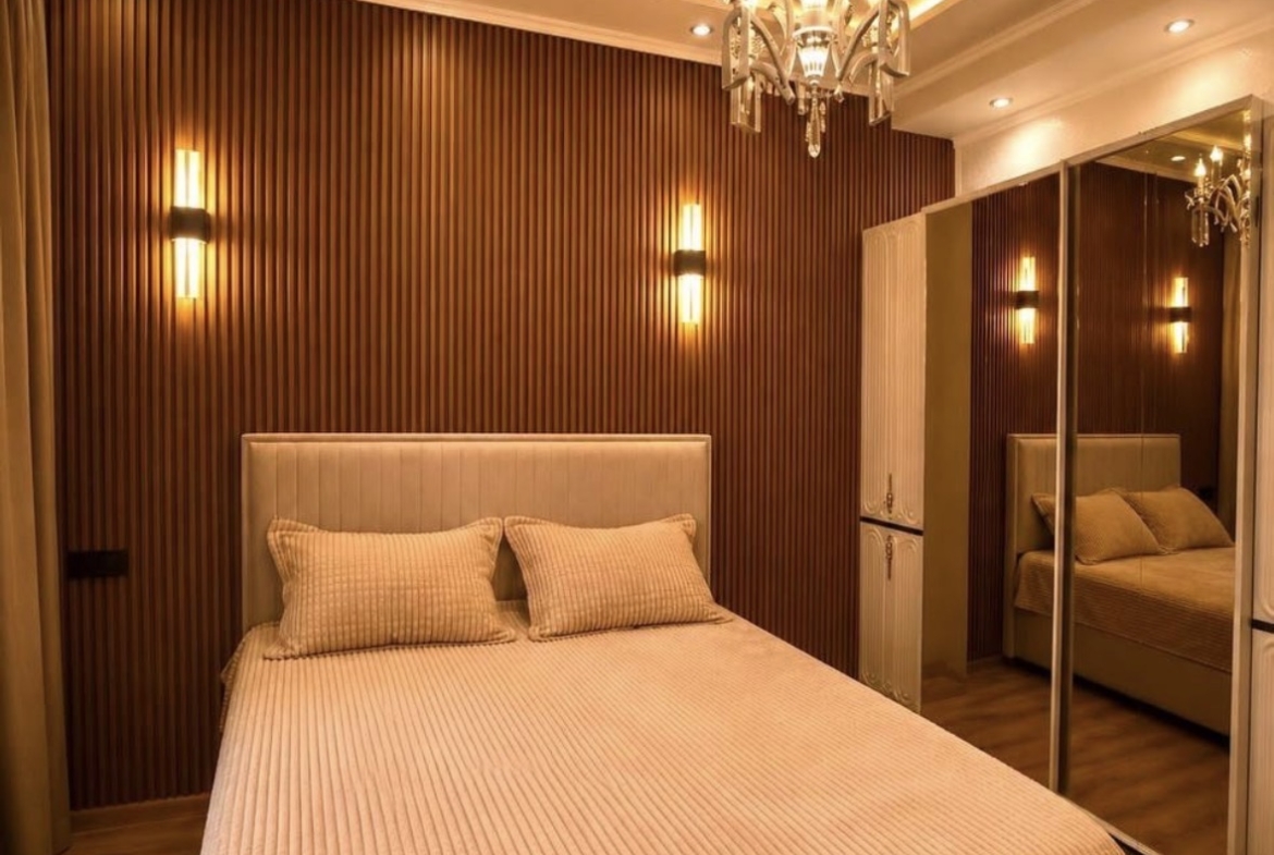 Four room apartment in old Batumi