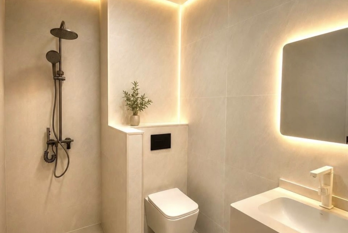 Four room apartment in old Batumi