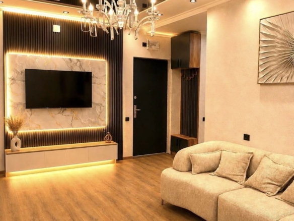 Four room apartment in old Batumi