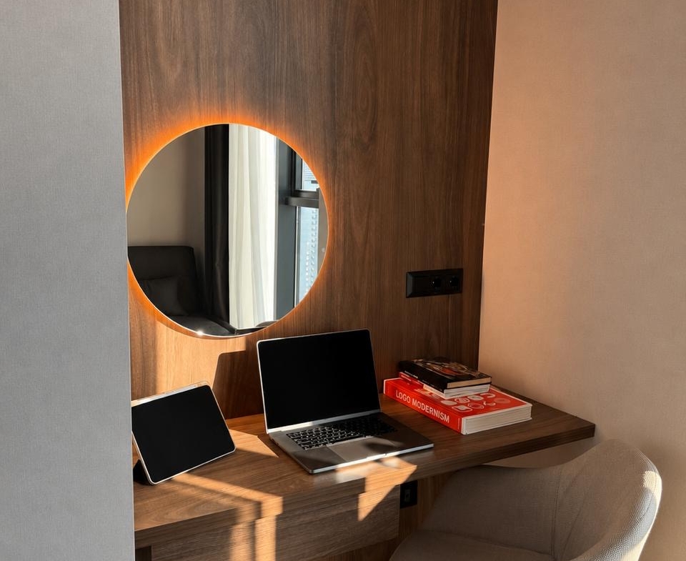 Three room apartment in Black sea towers