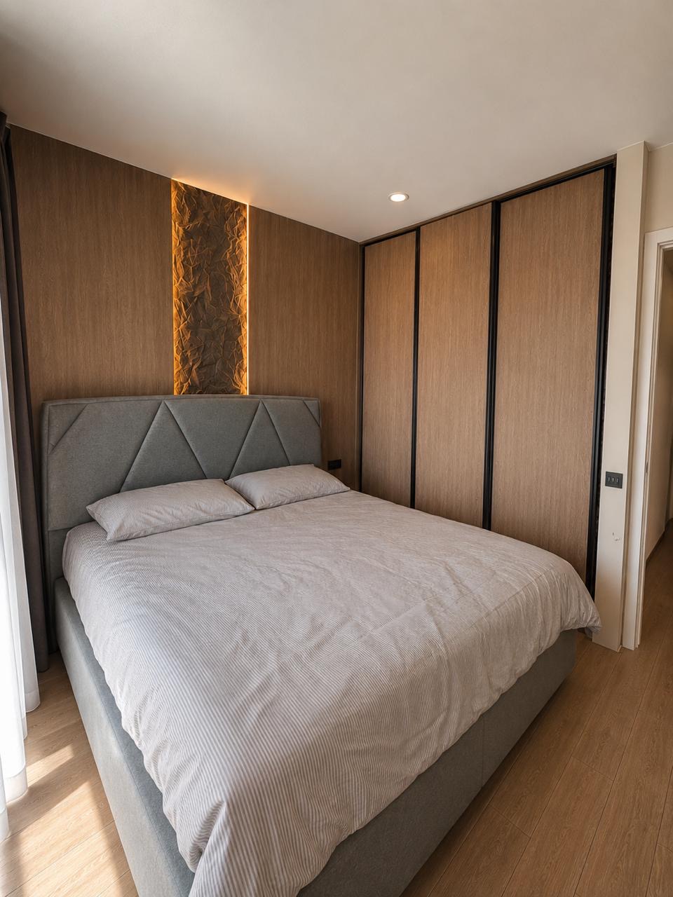 Three room apartment in Black sea towers