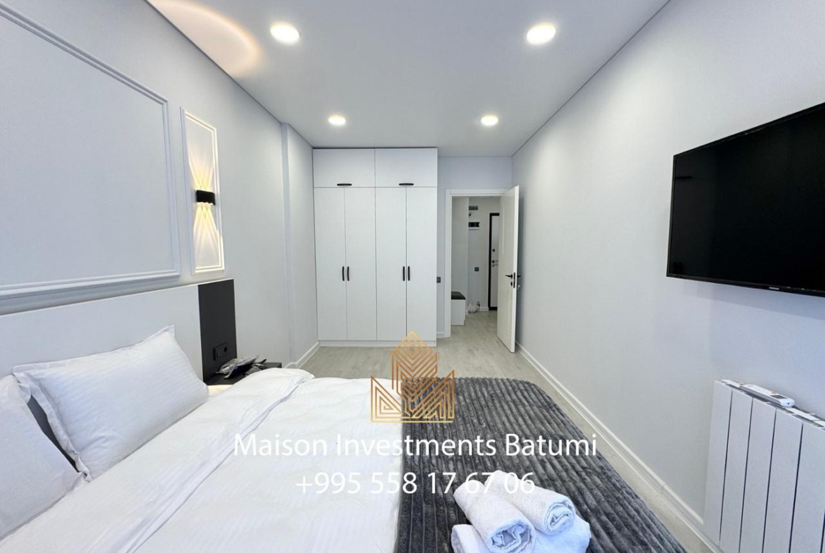 Two room apartment in Calligraphy towers