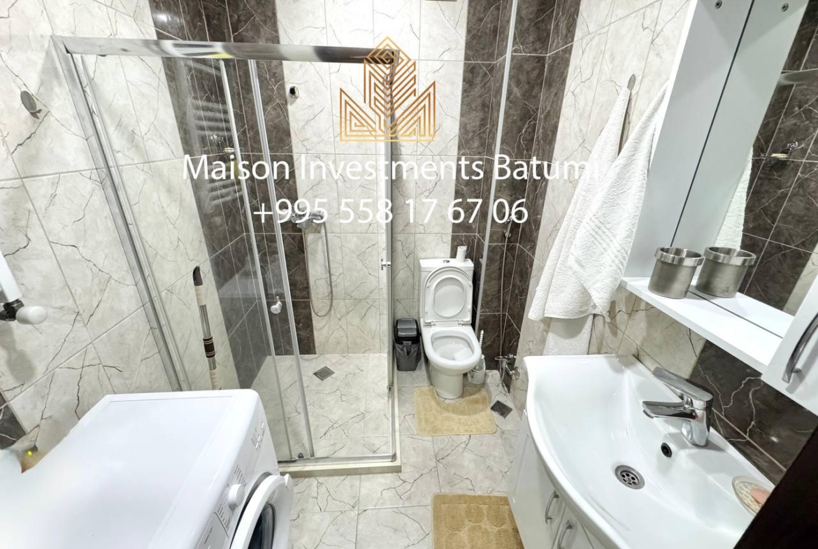 Studio for sale in Old Batumi, 6 May Park
