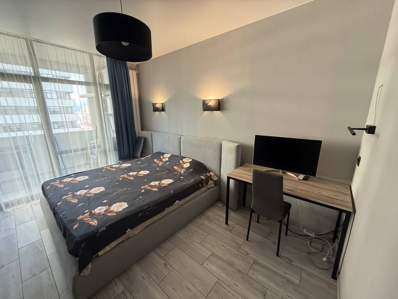 IMG_8282 Three room apartment in Black Sea Tower