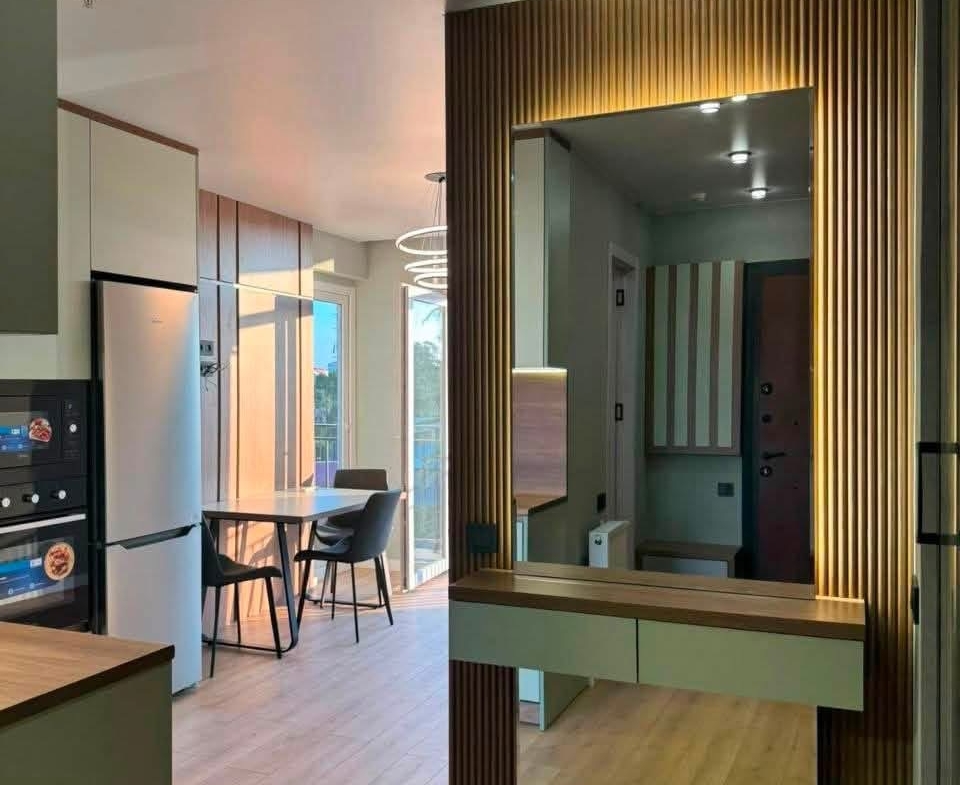 Three room apartment in Mtz residence