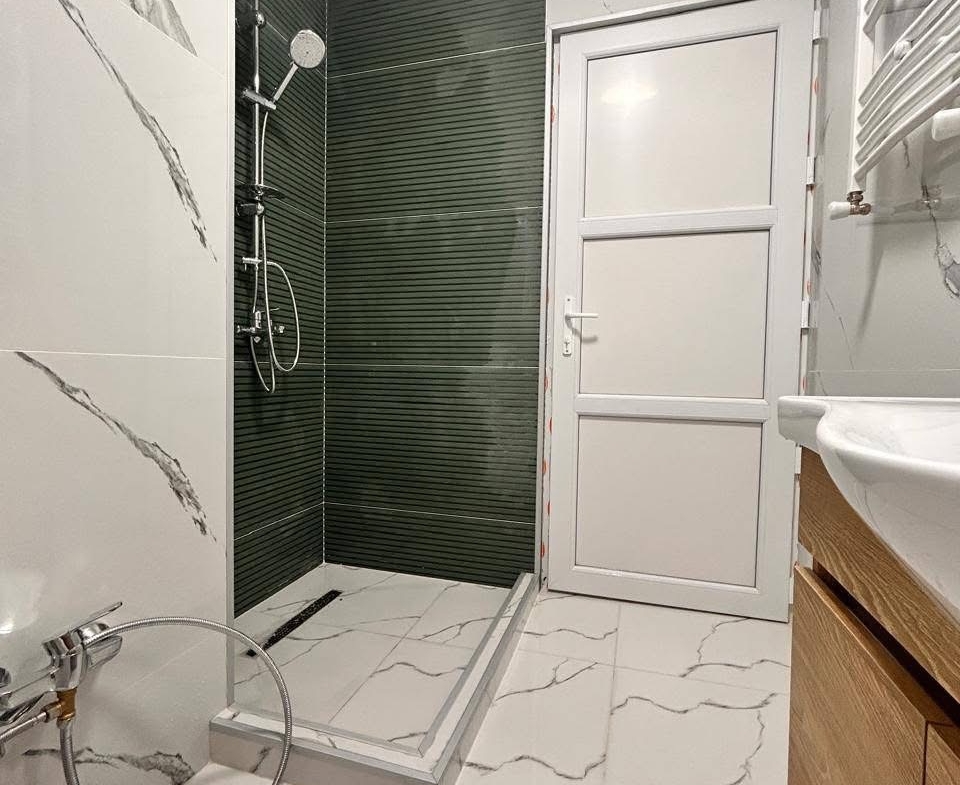 Three room apartment in Mtz Residence