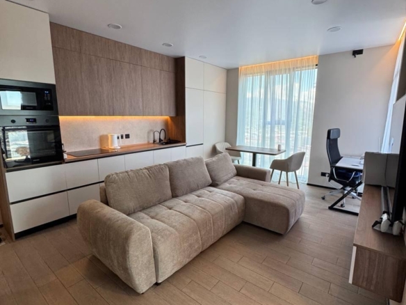 Three room apartment in Black sea towers