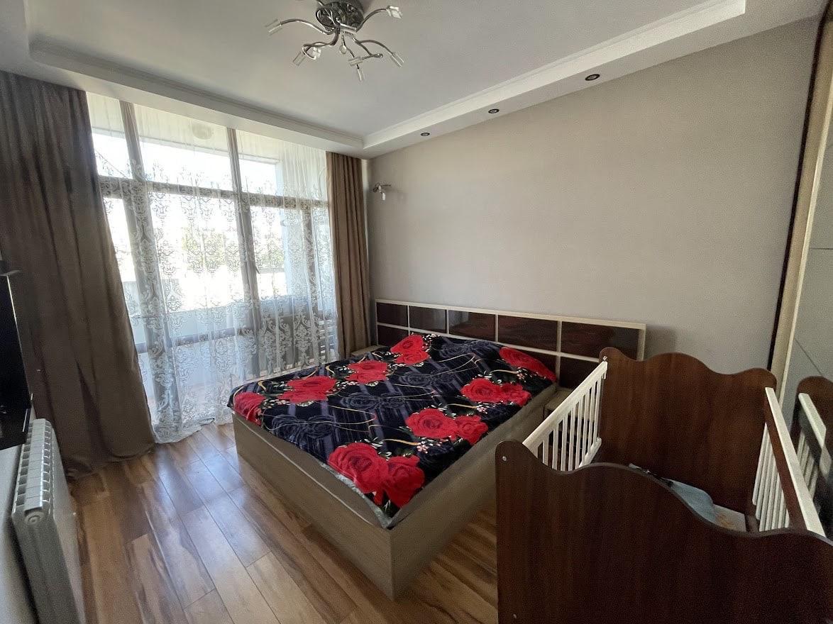 3be5e1b3-93db-42b1-a726-6398c88dd9ba Two room apartment on Rustaveli avenue