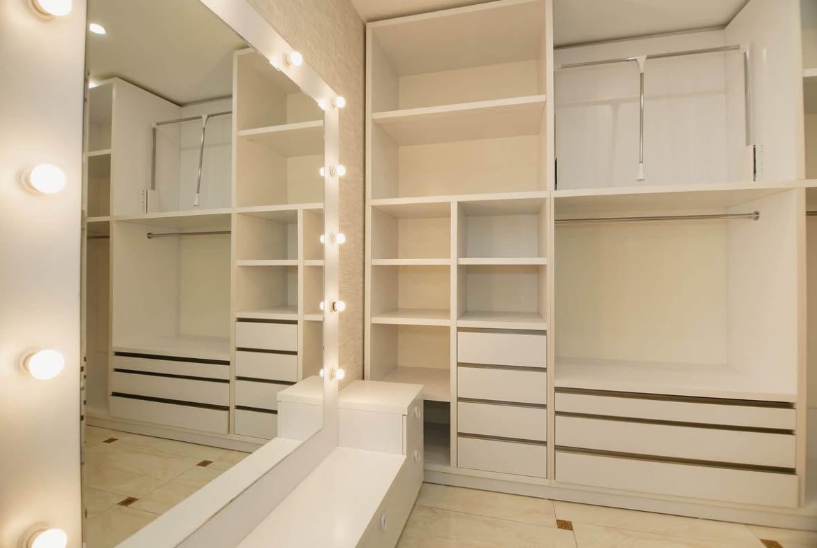 Three room apartment in old part of Batumi