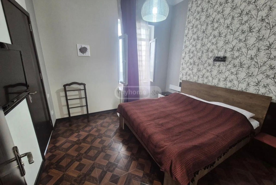 Three room apartment on Jordania street