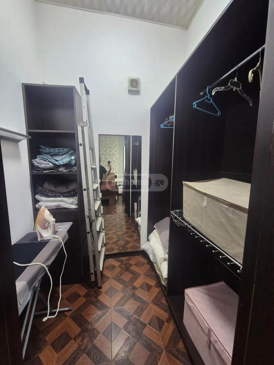 Three room apartment on Jordania street