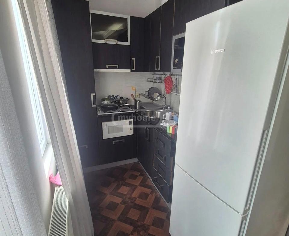 Three room apartment on Jordania street