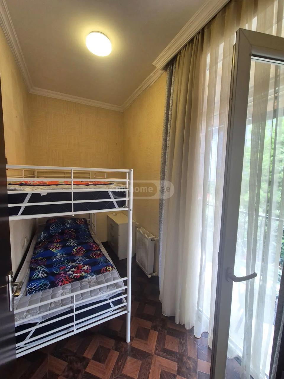 Three room apartment on Jordania street