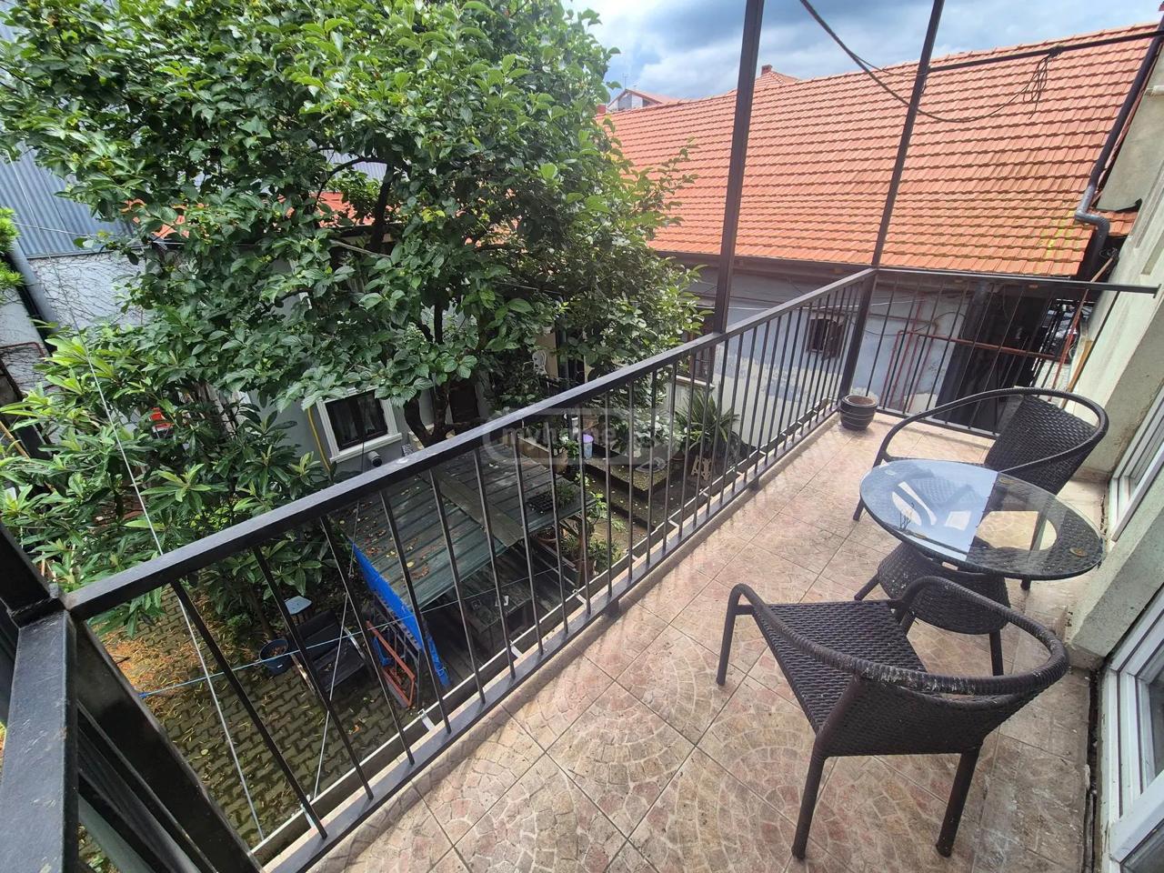 Three room apartment on Jordania street