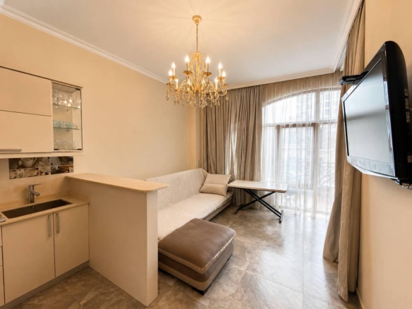 Two room apartment on Rustaveli avenue, Bern