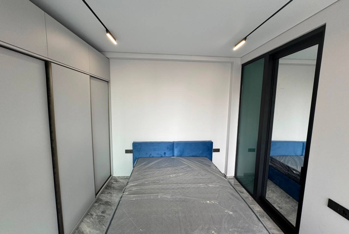 Three room apartment on Memed Abashidze street