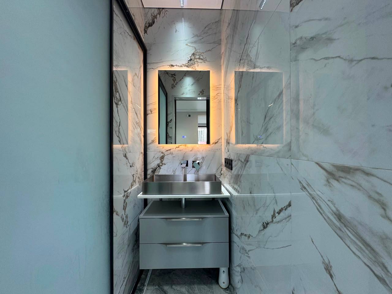 Three room apartment on Memed Abashidze street