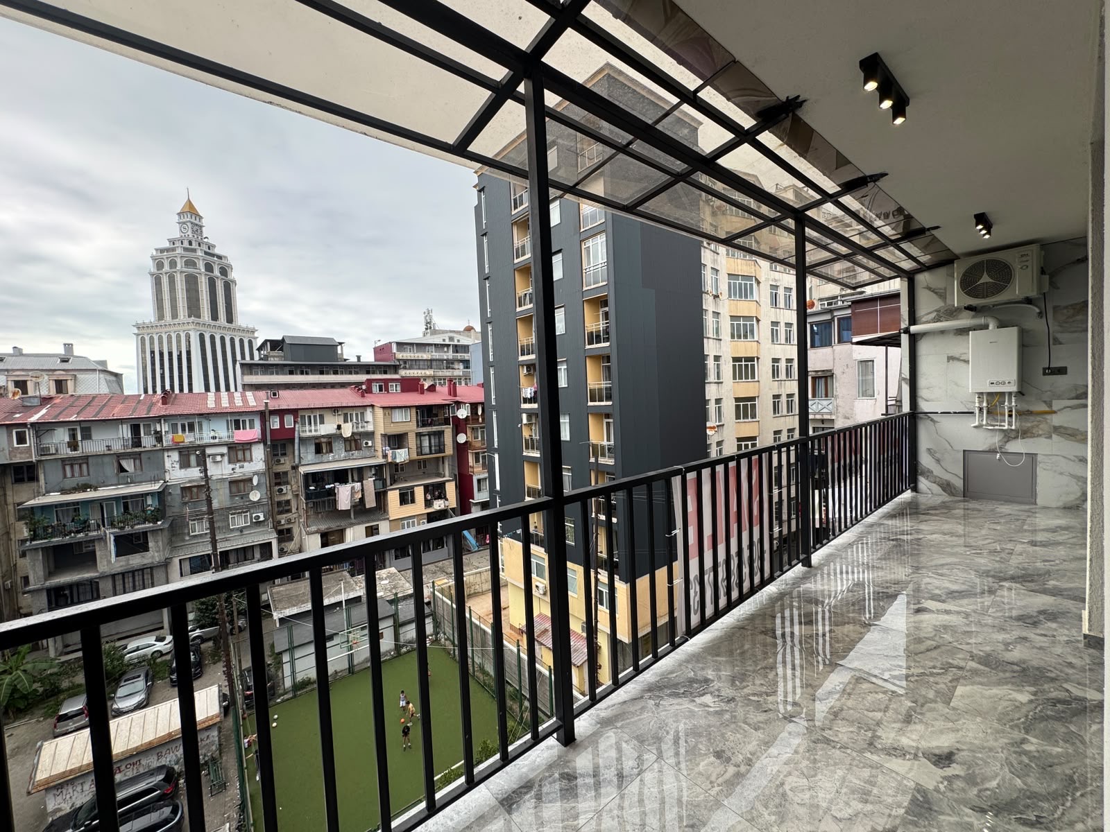 Three room apartment on Memed Abashidze street