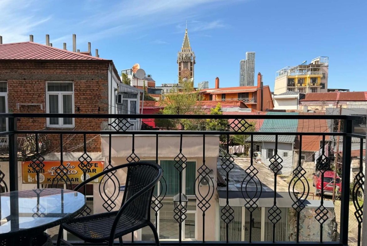 Three room apartment on Zubalashvili street