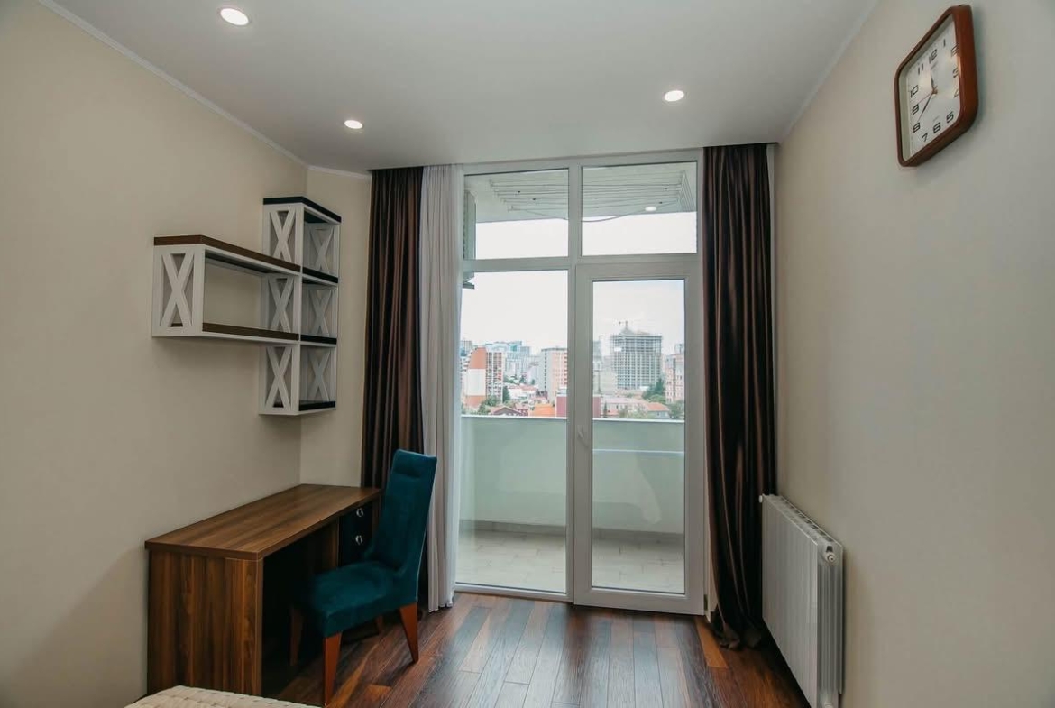 Three room apartment in old part of Batumi