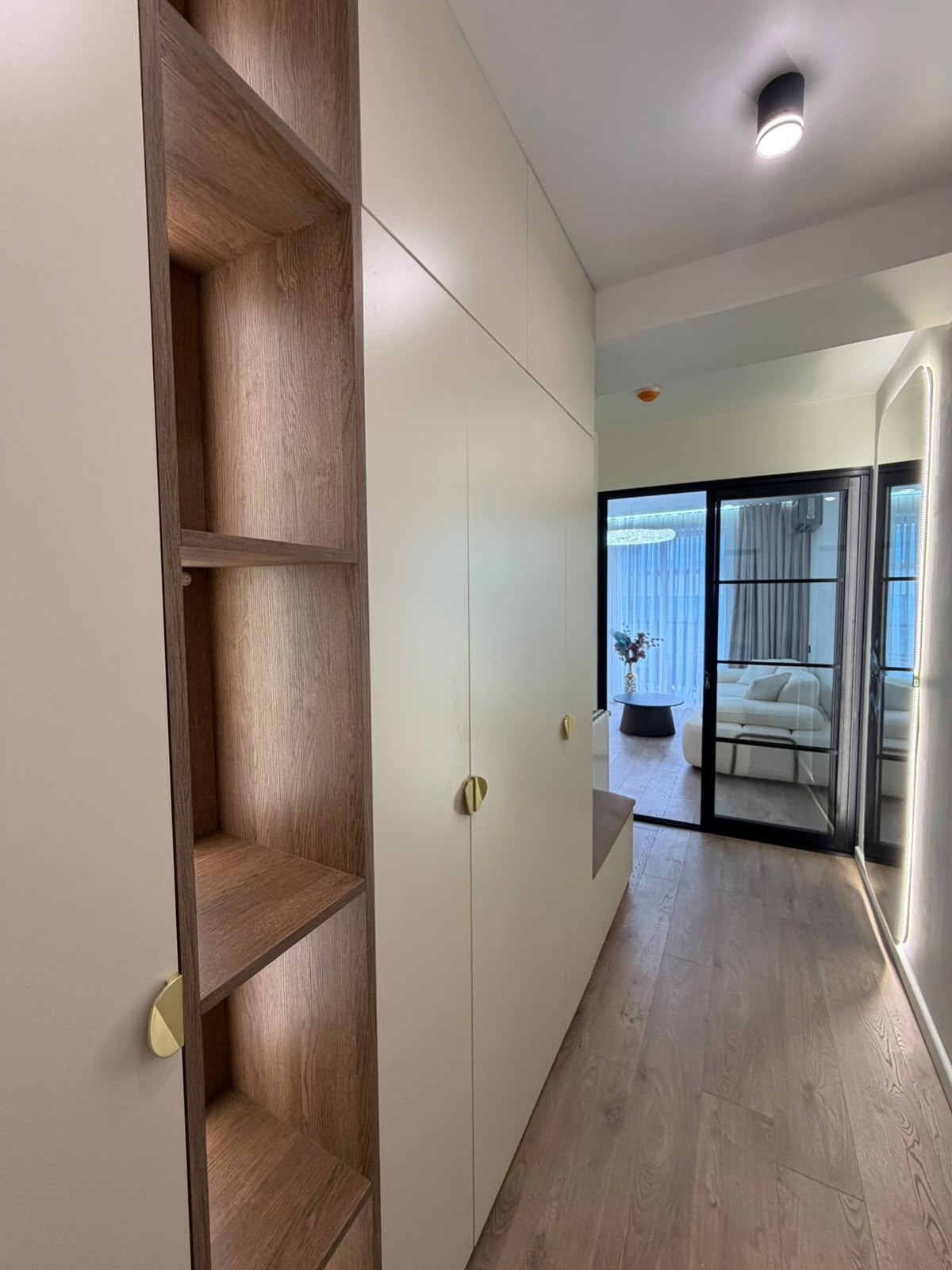 4940f84c-e01d-44a6-9247-01f2527c2057 Two room apartment in Calligraphy Towers