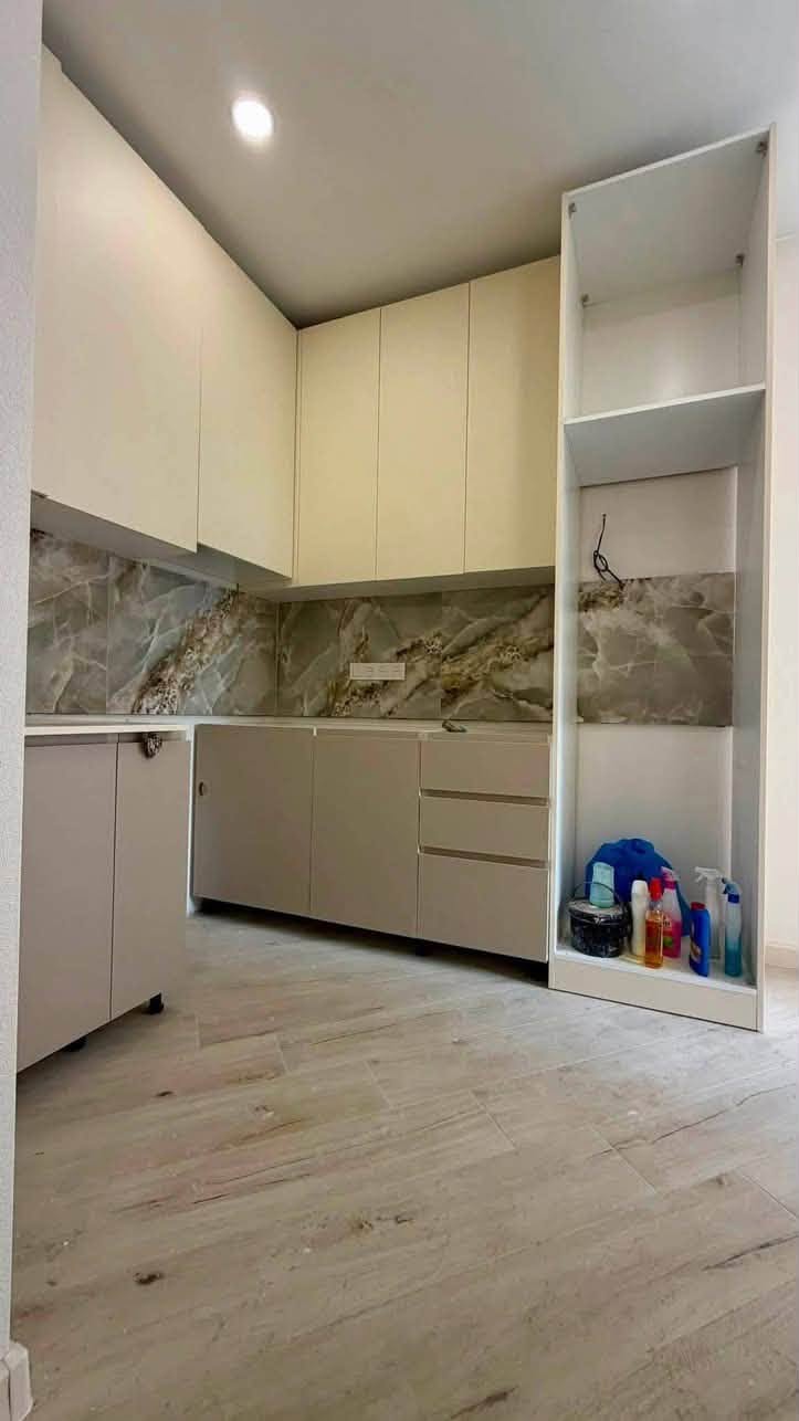788629471_1016790221418716_2970643063576774556_n Three room apartment for sale in old part of Batumi