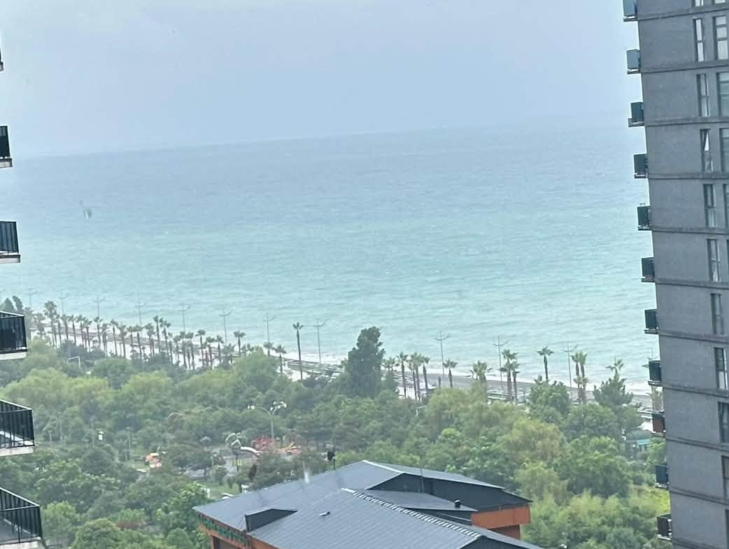 Studio for sale in Komunna Tower