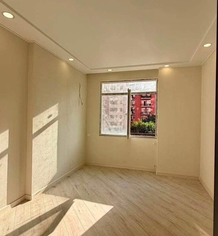 Three room apartment for sale in old part of Batumi