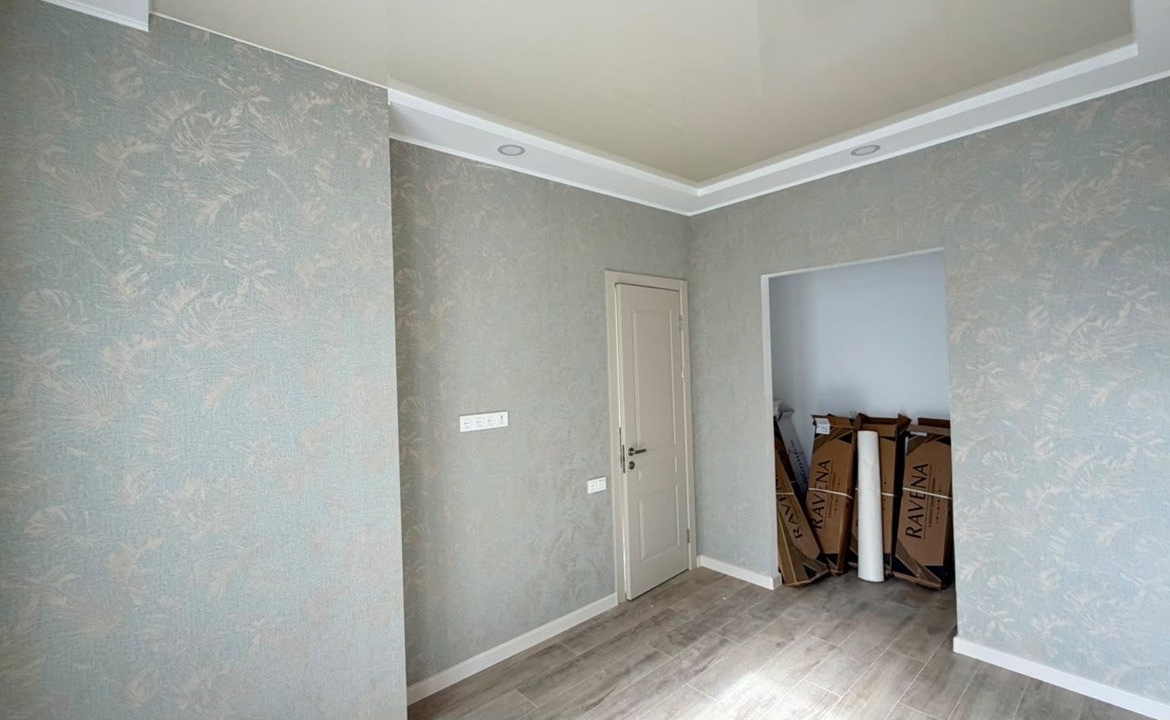 Three room apartment for sale in old part of Batumi