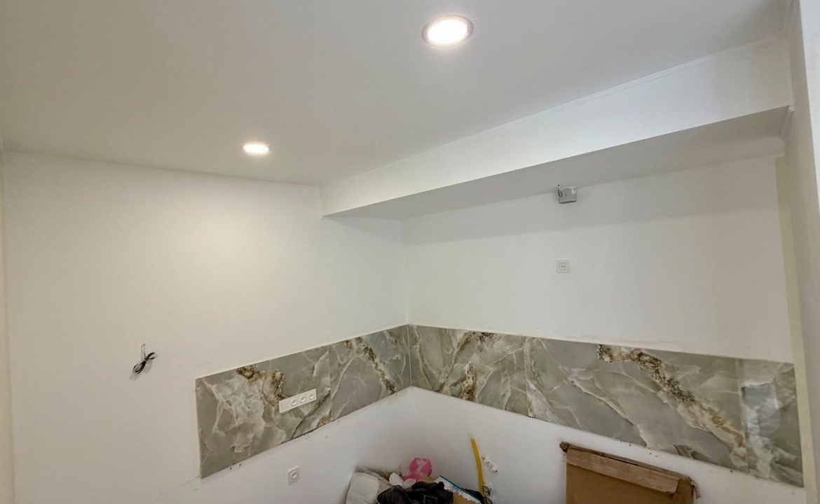 Three room apartment for sale in old part of Batumi