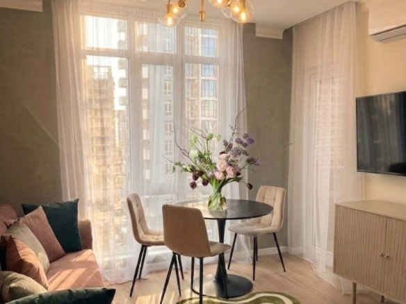 Two room apartment for sale on the New Boulevard